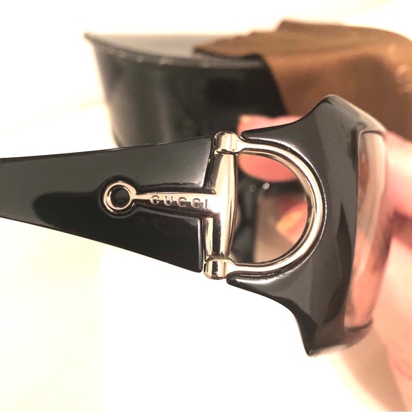 Vintage Gucci sunglasses - Picture 6 of 8
